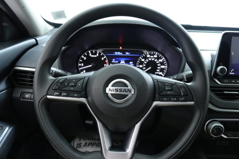 Used 2022 Nissan Altima 2.5 SV image 12