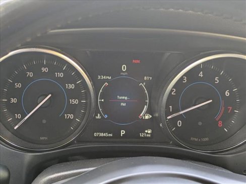 Used 2017 Jaguar F-PACE Prestige image 11
