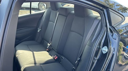 Used 2021 Toyota Corolla LE image 27