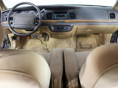 Used 1995 Ford Crown Victoria LX image 7