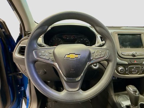 Used 2019 Chevrolet Equinox LS image 11