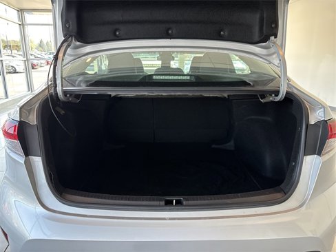 Used 2023 Toyota Corolla LE image 15