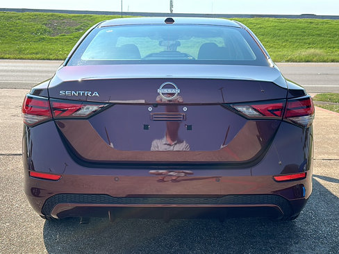 New 2025 Nissan Sentra SV image 7