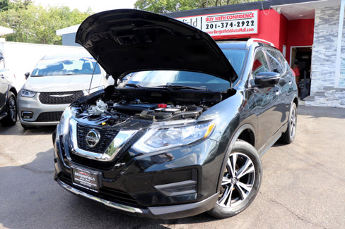 Used 2019 Nissan Rogue SV w/ Sun & Sound Touring Package image 48