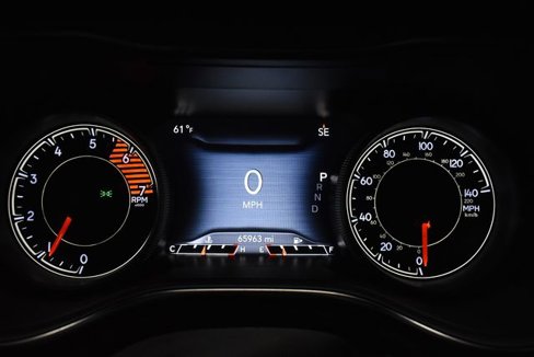 Used 2019 Jeep Cherokee Limited image 28