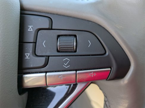 Used 2022 Cadillac XT6 Premium Luxury image 21
