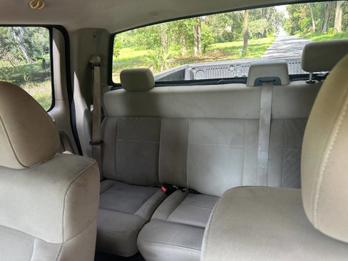 Used 2006 Ford F150 XLT image 25