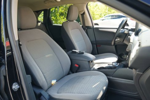 Used 2020 Ford Escape SE image 41