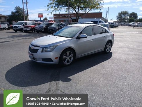 Used 2014 Chevrolet Cruze LT image 2