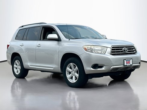 Used 2010 Toyota Highlander 2WD image 1