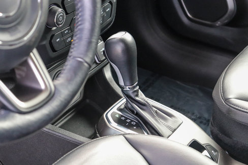 Used 2020 Jeep Renegade Limited image 21
