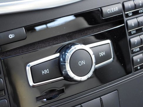 Used 2013 Mercedes-Benz E 350 Sedan image 53