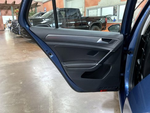 Used 2019 Volkswagen Golf SE w/ Driver Assistance Package image 20
