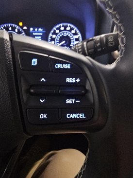 Used 2021 Hyundai Venue image 18
