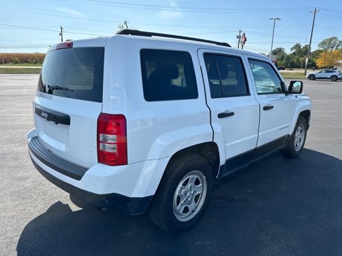 Used 2016 Jeep Patriot Sport image 5