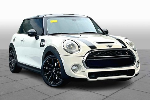 Used 2015 MINI Cooper S image 2