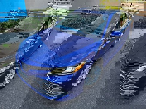 Used 2018 Toyota Camry XLE image 13