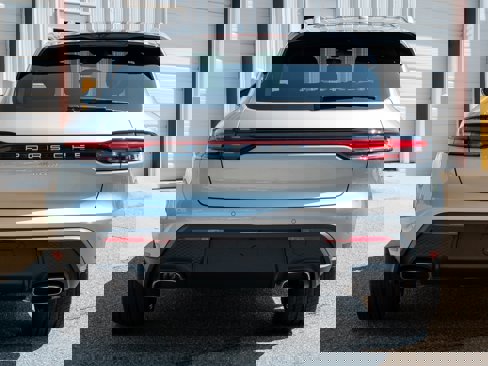 New 2025 Porsche Macan image 6