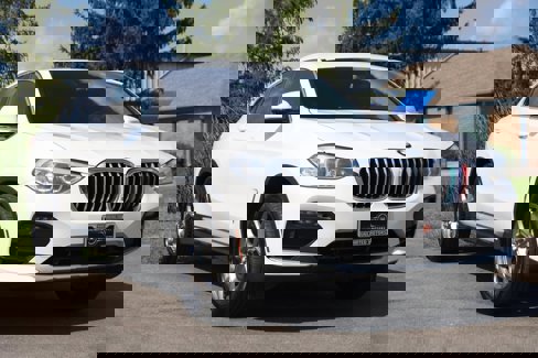 Used 2020 BMW X4 xDrive30i w/ Premium Package Essential image 23