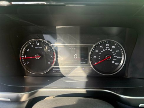 Used 2021 Kia Sorento S image 4