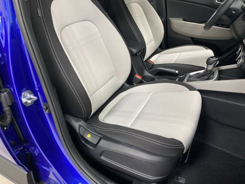 New 2025 Hyundai Venue SEL image 29