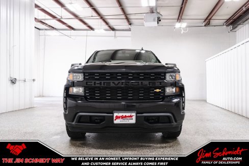 Used 2020 Chevrolet Silverado 1500 Custom w/ Custom Value Package image 2