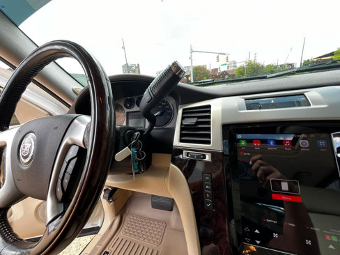 Used 2007 Cadillac Escalade EXT w/ Information Package image 38