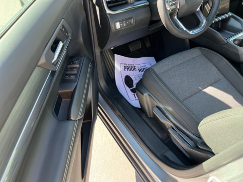 New 2026 GMC Terrain Elevation image 16