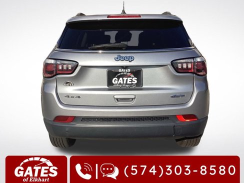 Used 2018 Jeep Compass Latitude w/ Popular Equipment Group image 8