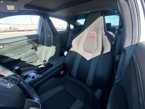 Used 2018 Honda Civic Si image 11