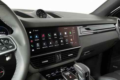 Certified 2022 Porsche Cayenne E-Hybrid Coupe image 12