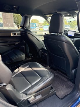 Used 2020 Ford Explorer XLT w/ Equipment Group 202A image 28