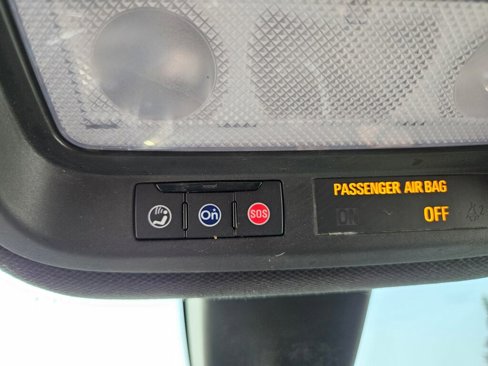 Used 2019 Chevrolet Cruze LT w/ RS Package image 9