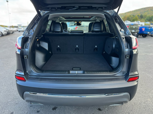 Used 2022 Jeep Cherokee Limited image 29