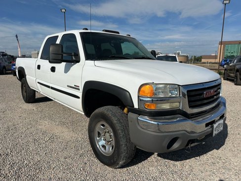 Used 2004 GMC Sierra 2500 SLE w/ Heavy-Duty Power Package image 1