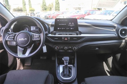 Certified 2023 Kia Forte LXS image 13