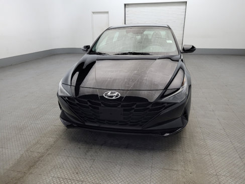 Used 2023 Hyundai Elantra SEL image 15