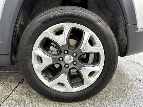 Used 2017 Jeep Compass Limited image 70