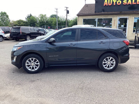 Used 2020 Chevrolet Equinox LS image 2