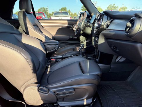 Used 2022 MINI Cooper S image 16