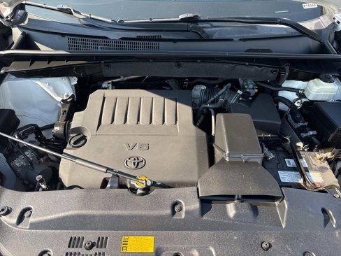 Used 2015 Toyota Highlander Limited image 13