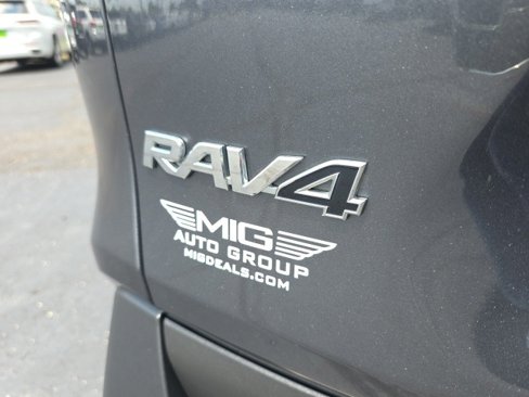 Used 2019 Toyota RAV4 XLE image 53