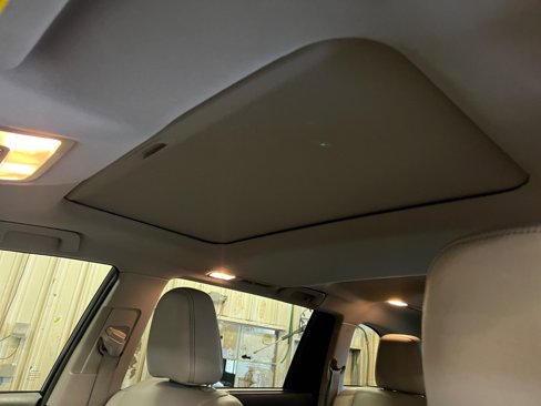 Used 2017 Toyota Highlander Limited image 24