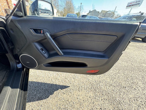 Used 2003 Hyundai Tiburon GT image 40