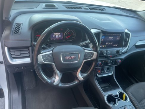 Used 2020 GMC Terrain SLE image 27