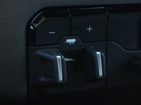 Certified 2022 RAM 1500 Lone Star image 18