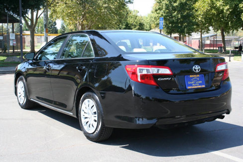 Used 2012 Toyota Camry LE image 8