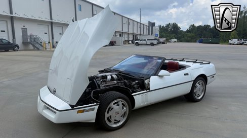 Used 1989 Chevrolet Corvette Convertible image 9