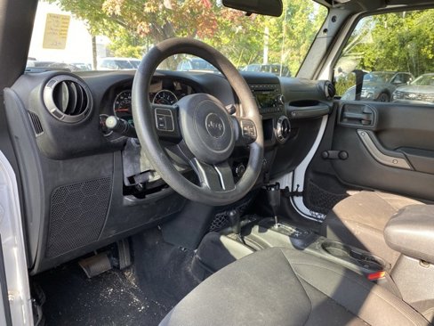 Used 2015 Jeep Wrangler Unlimited Sport image 9