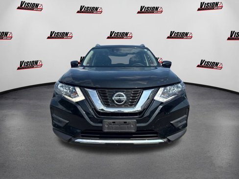Used 2019 Nissan Rogue SV w/ Premium Package image 2